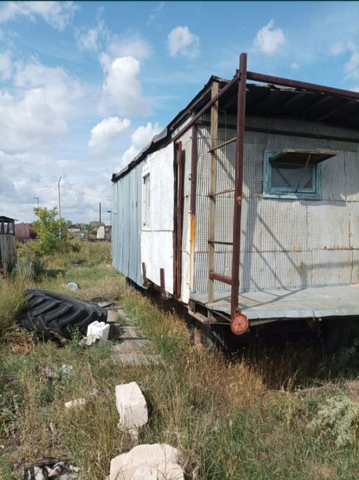 Продам вагон и платформу