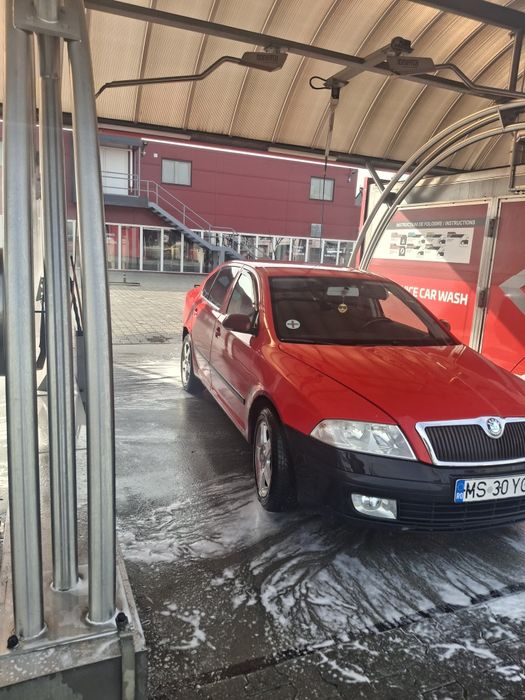 Vând Skoda Octavia 2