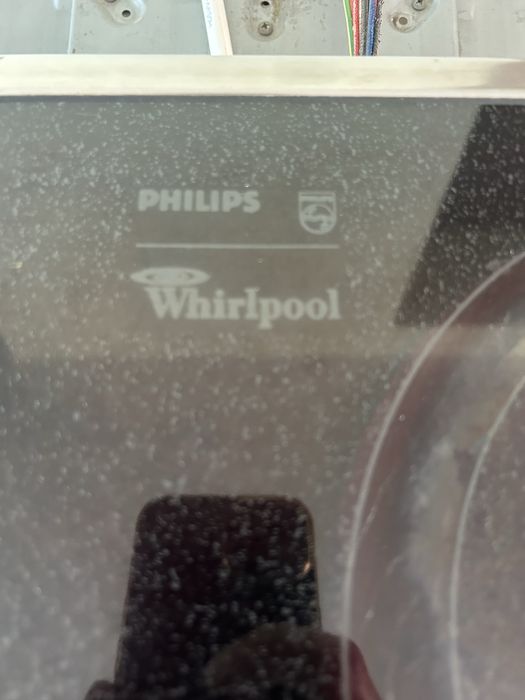 Фурна за вграждане Gorenje с керамичен плот Philips