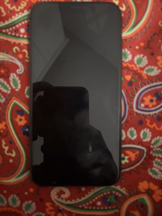 Айфон 11 сатылады