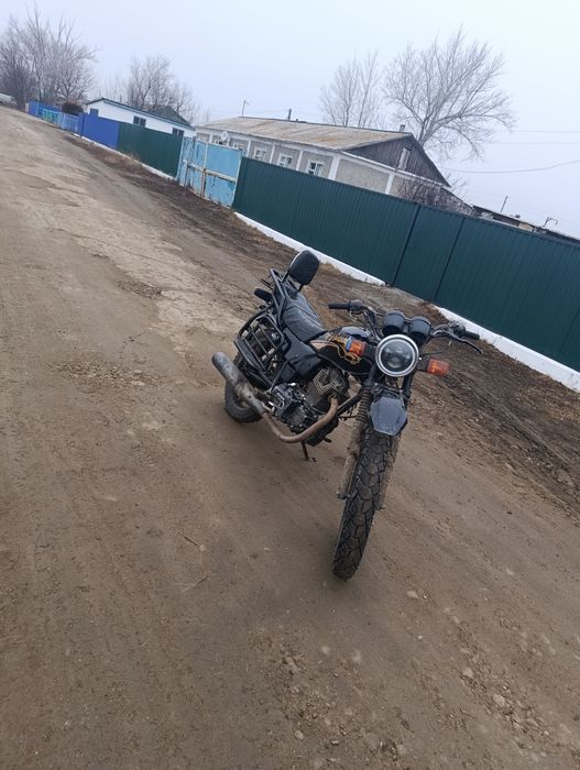 Мотоцикл GSX 200
