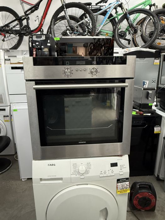 Фурна за вграждане SIEMENS