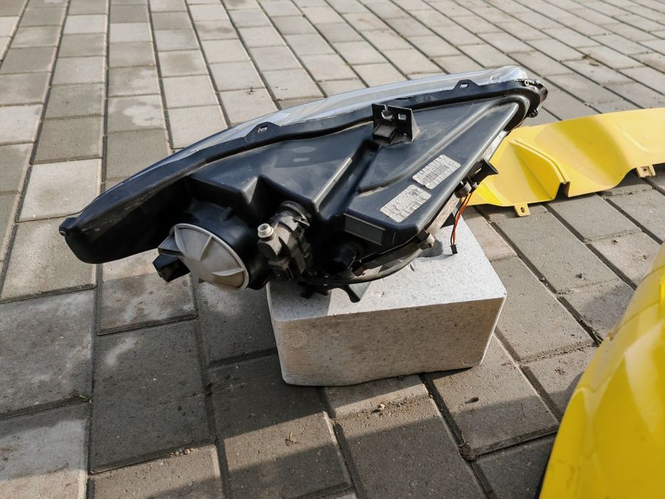 Faruri far xenon  Ford mustang oem/originale cu semnal dinamic