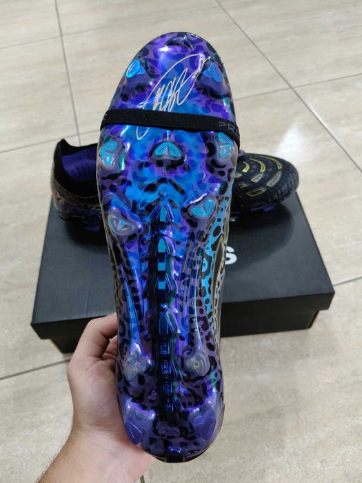 Ghete Fotbal adidas Predator Elite FG "Kaka"