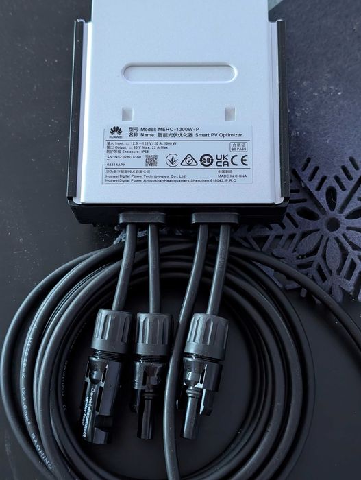Optimizatoare Huawei MERC-1300W-P duble (merg la două panouri)