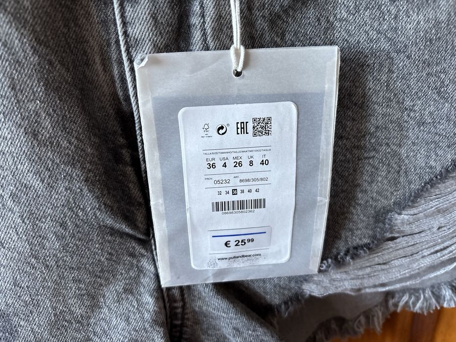 Pantaloni scurți din denim Pull&Bear gri prespălat, distressed, mărimea 36, noi cu etichetă