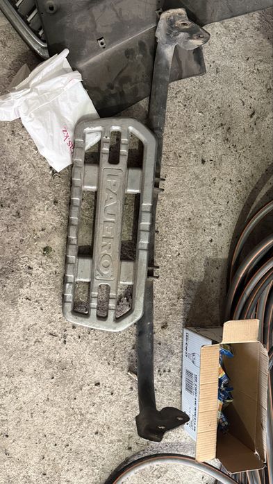 Фаркоп на паджеро2