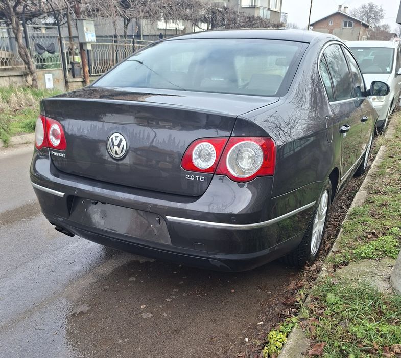 Vw Passat B6 2.0 TDI,  140кс  ЦЯЛ ЗА ЧАСТИ