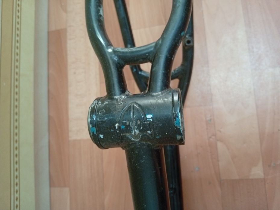 Продам  раму на бмх