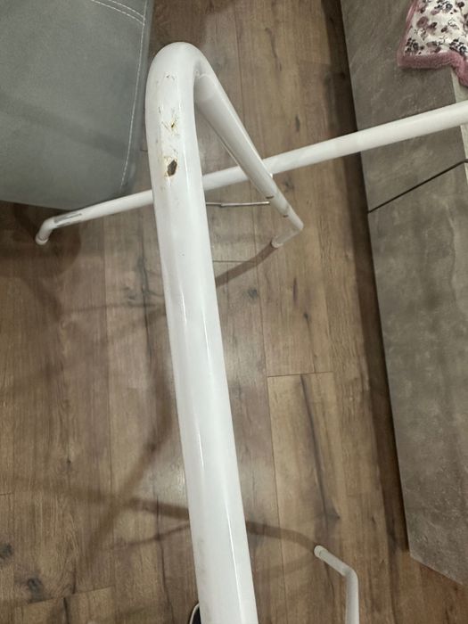 Корито със стойка Chipolino