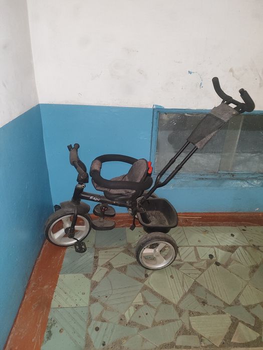 Продам детский велосипед  есть козерог