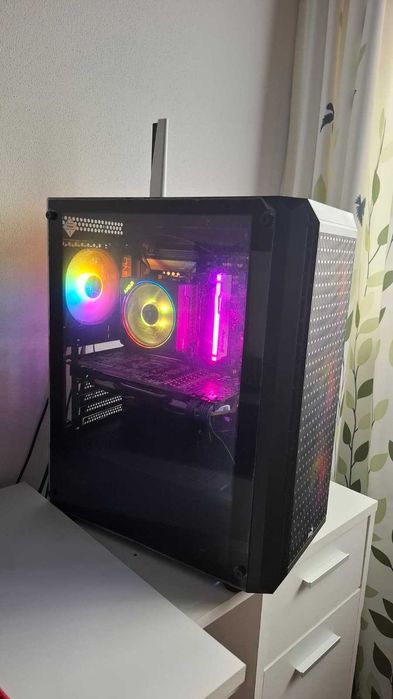 PC Gaming Ryzen 7 7700, Gtx 1080ti cu 16gb ram DDR5