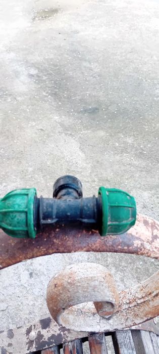 Коляно и нипел за пвц  тръби