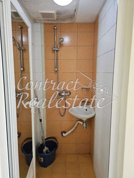 Дава се под наем Двустаен апартамент в Варна, Червен площад - 40 кв.м за 298.86 € - Снимка #4