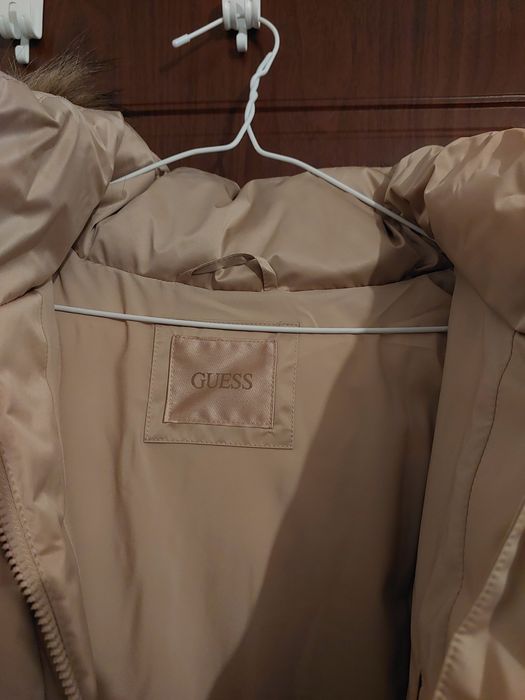 Geacă GUESS bej, mărimea S