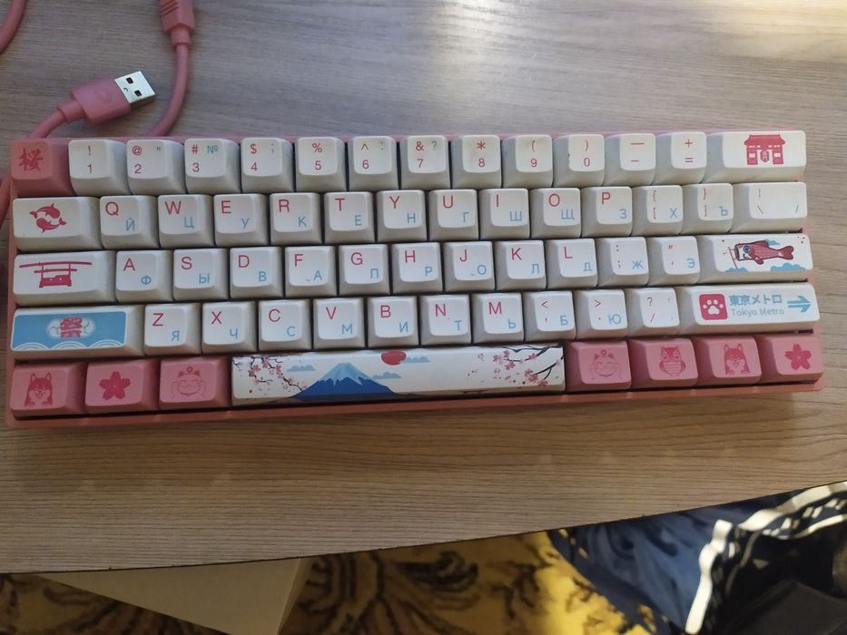 Продам игровую клавиатуру.