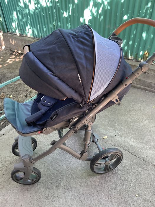 Продам коляску Adamex Encore 3 в 1