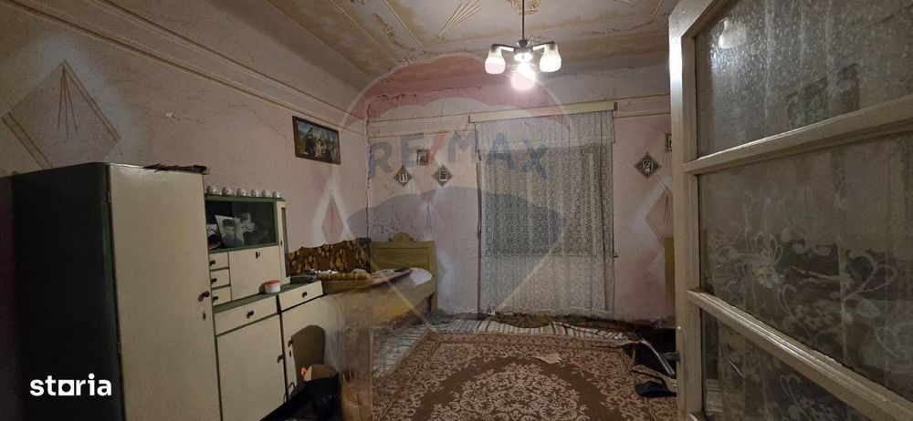Casă cu potențial, aproape de centru – Socodor, jud. Arad