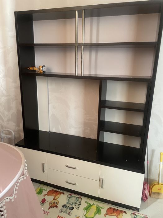 Продам шкаф коричневый