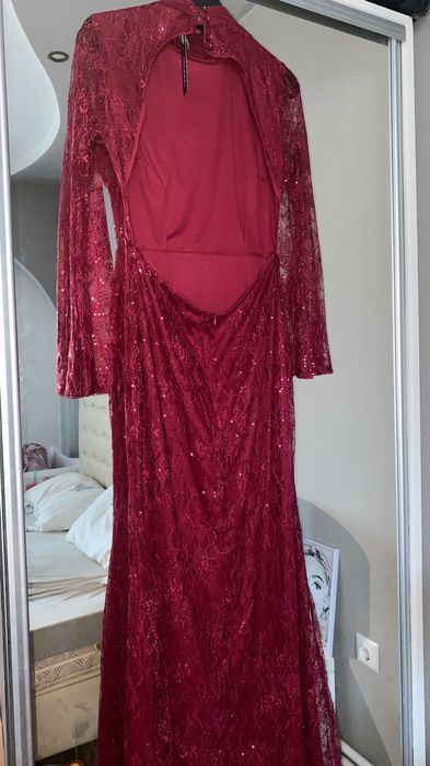Rochie nouă superbă mărime 40 L