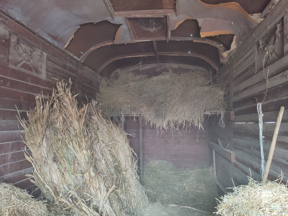 вагон сотилади 30 млн