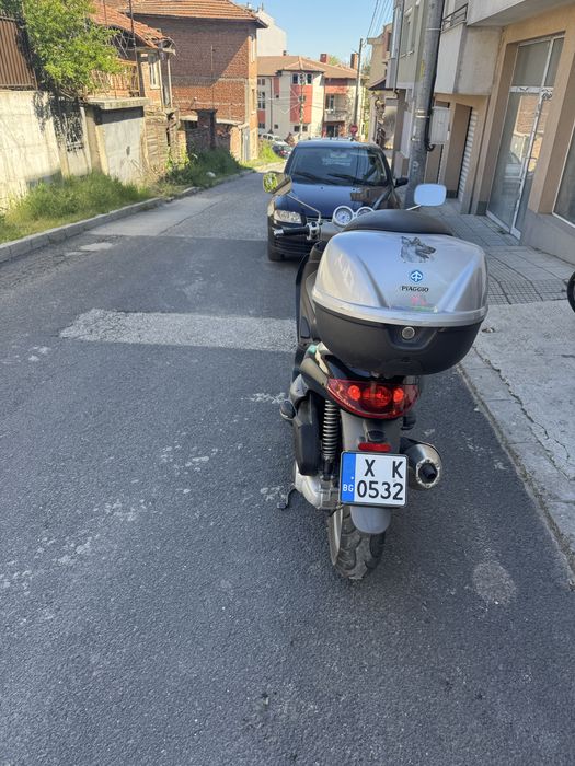 Продавам скутер