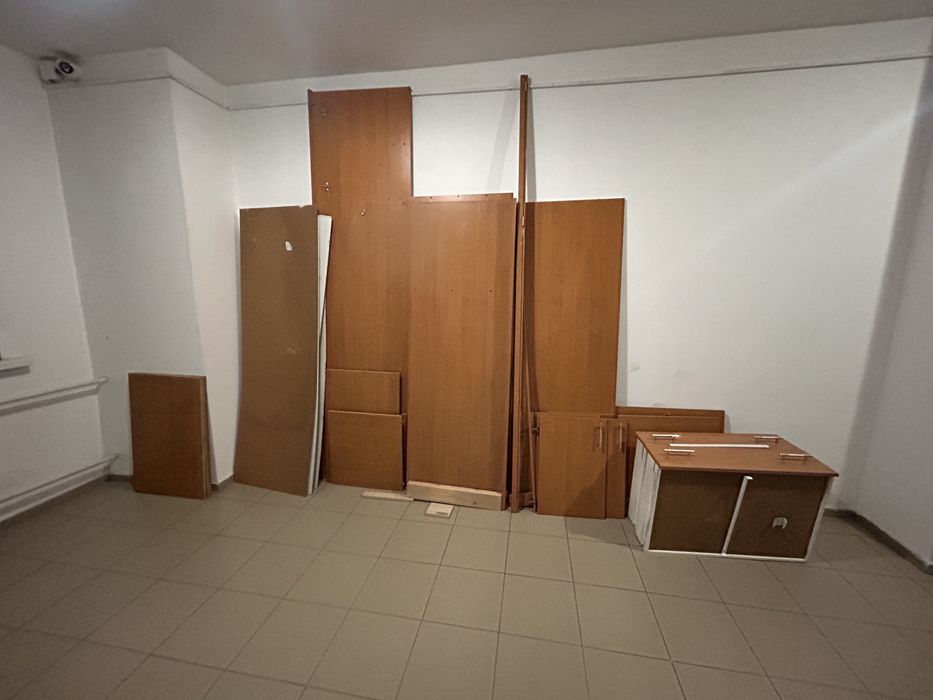 Отдам бесплатно мебельщикам