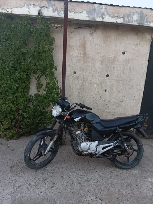 Продам мотоцикл ямаха юбр 125