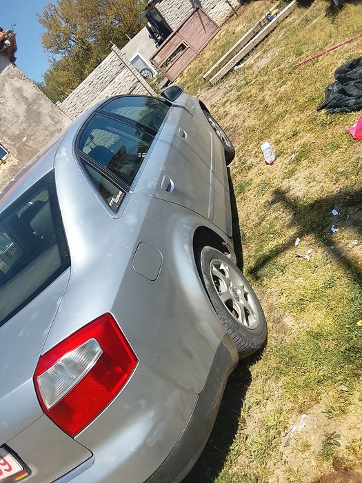 Vând audi A4 an 2003
