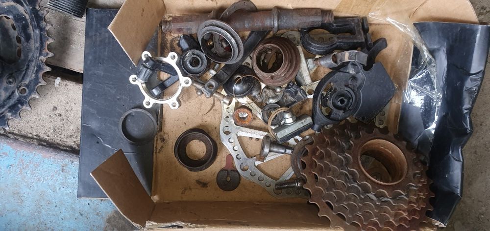 Разные вело запчасти