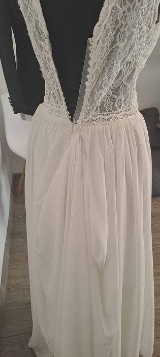 Rochie de mireasa La Jeune Mariee în stil grecesc  și Costum mire