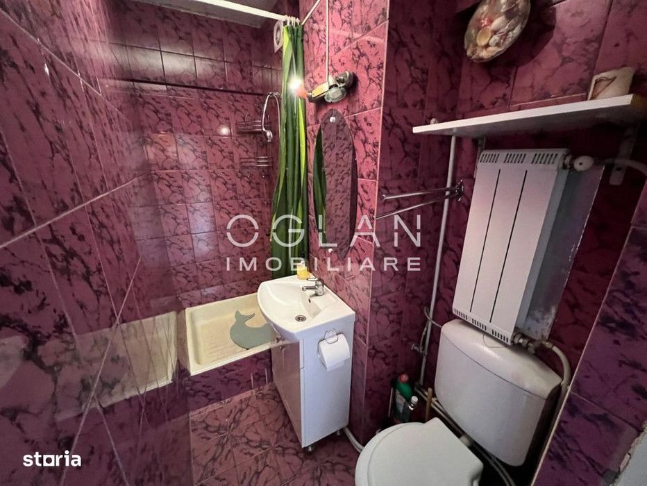 Apartament 4 camere, Etaj 3, Central, zona Garii