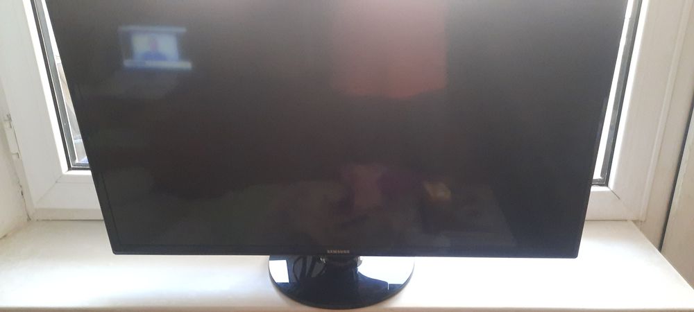 ЖК телевизор самсунг