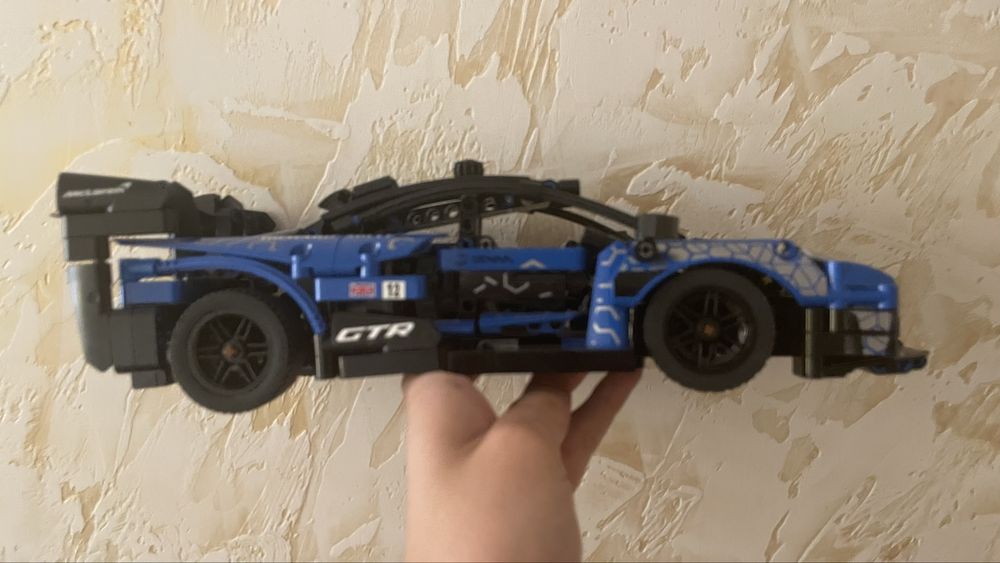 Lego McLaren Senna GTR Technic 42123