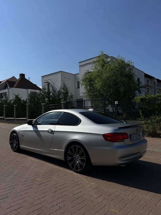 Vand BMW E92 320d automat