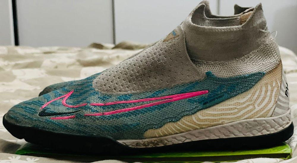 Продам сороконожки бутсы