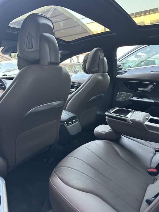 Mercedes Benz EQE 500