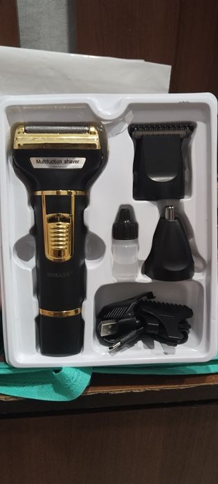 Машинка для стрижки и бритья