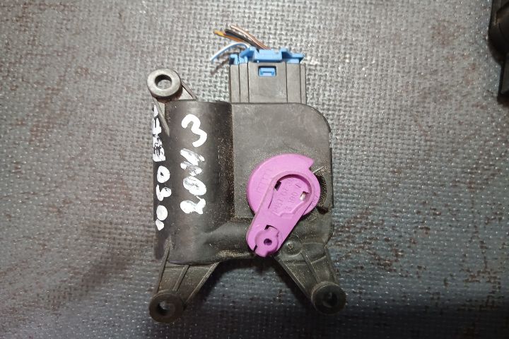Motoras clapeta aeroterma 8E1820511A 0132801300 8E1820511A 0132801300