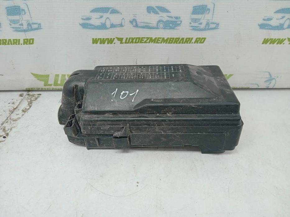 Carcasa tablou sigurante 284B9JK000 Infiniti FX-Series 2 generation (2008 - 2012)