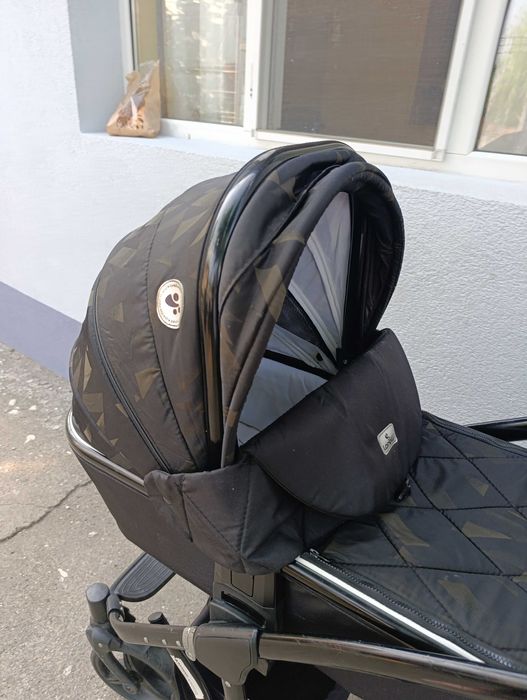 Продавам бебешка количка