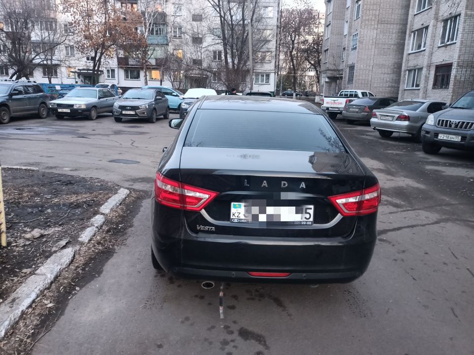 Продам ладу весту