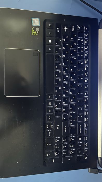 Acer Aspire 7 A715-72G