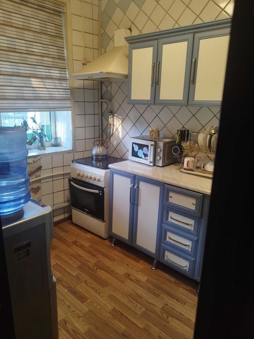 3 хоналик квартира сотилади