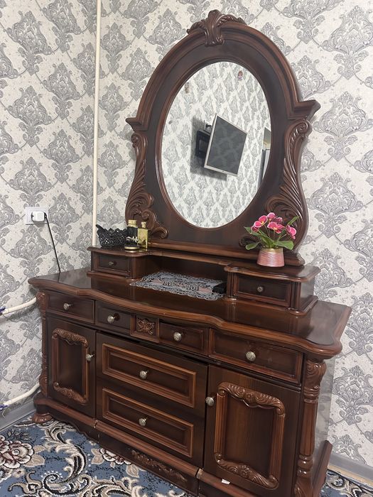 Spalniy Garnitur Kitayskiy