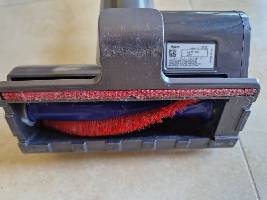 Dyson V 8 Absolute - aspirator vertical