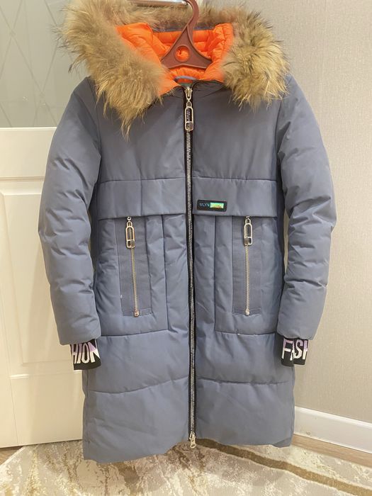 Детский куртка на девочке