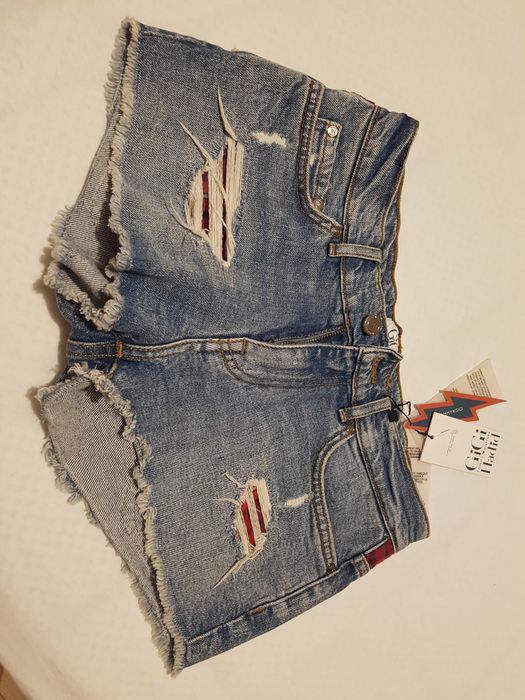 Pantaloni scurti GIGI HADID  Tommy Hilfiger marimea 25 sexy