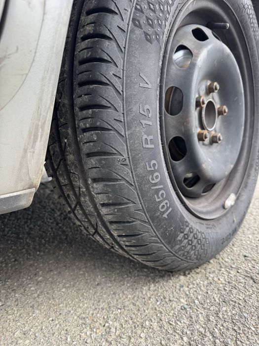 Dezmembrez Ford Focus 2 an 2007 motor 1.6 diesel