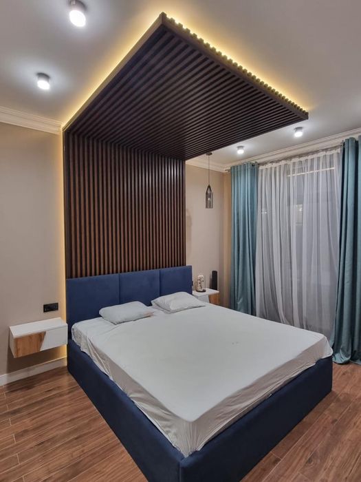 продам Двуспальная кровать с матрасом